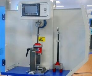 acheter Machine d'essai de choc Charpy & Izod de haute précision avec tige de pendule en fibre de carbone et encodeur numérique importé fabrication en ligne